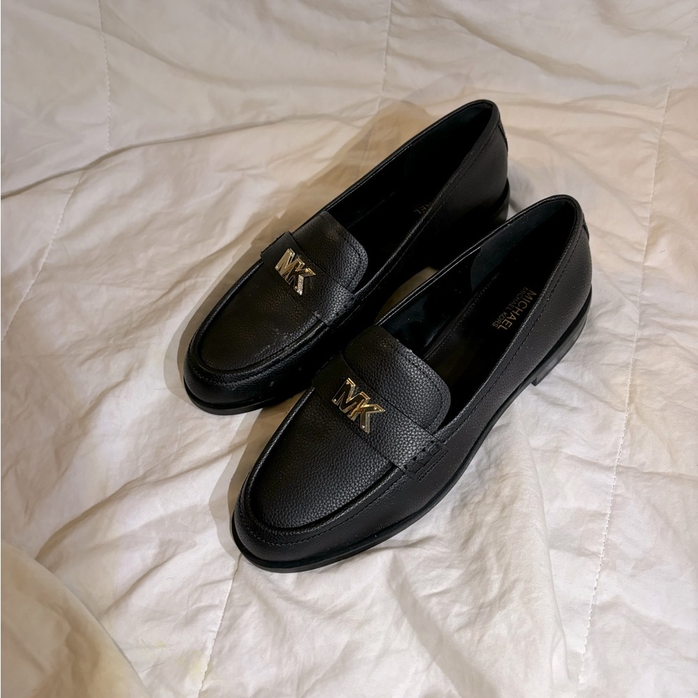 Michael Kors 8.5 black loafers